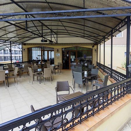 Hotel Naslada バルチク エクステリア 写真