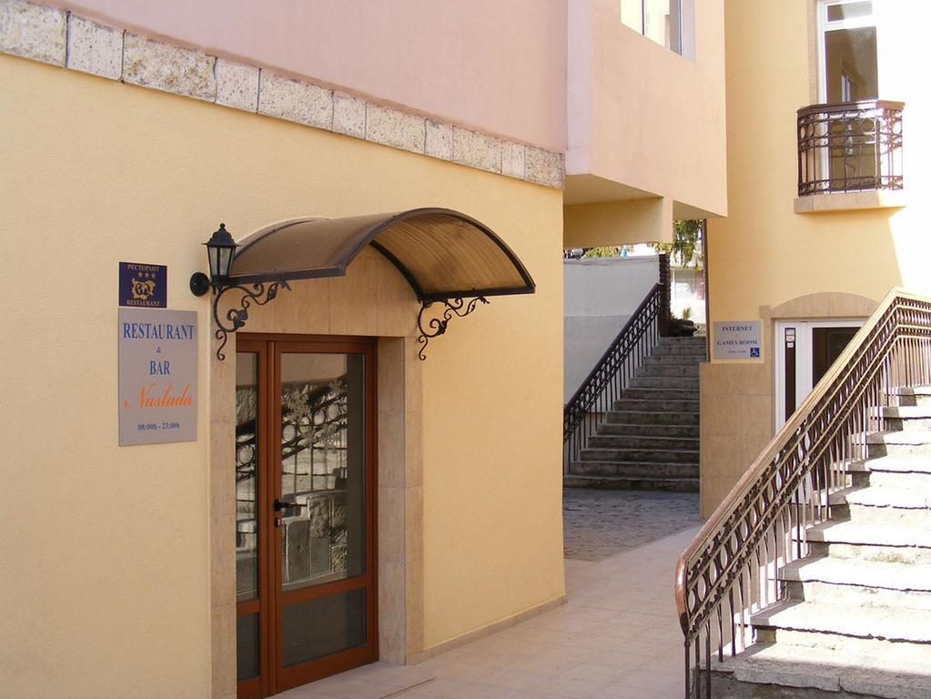 Hotel Naslada バルチク エクステリア 写真