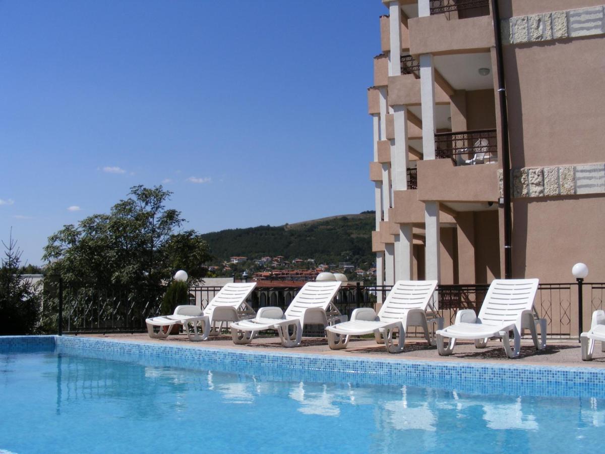 Hotel Naslada バルチク エクステリア 写真